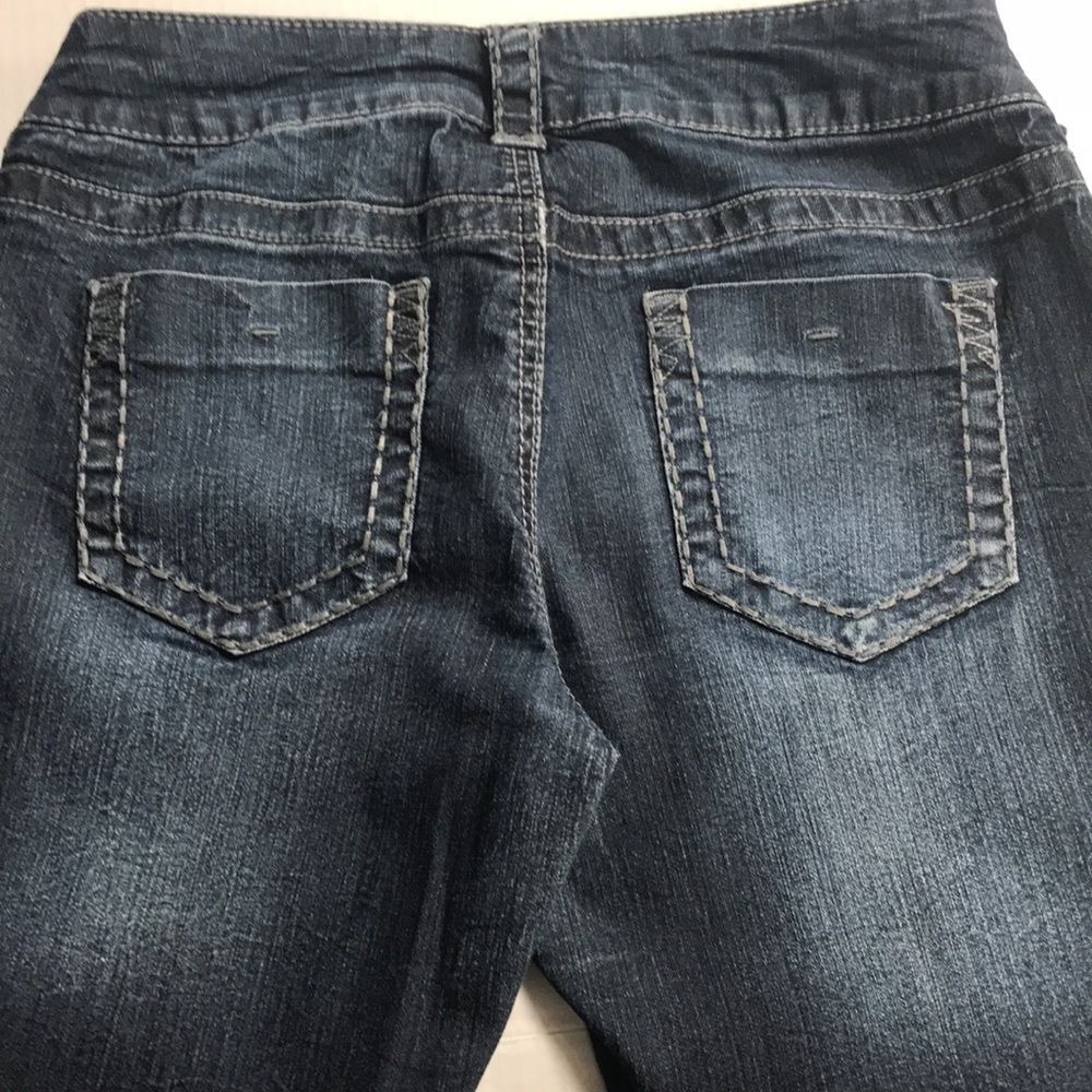 MAURICES Mid Rise Jean Jeggings Size Medium Comfort‎ Stretch Denim Leggings